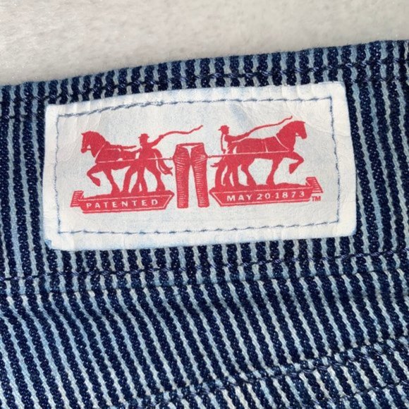 Levi's low rise classic Conductor shorts 9 / 29W NWOT - Picture 4 of 5